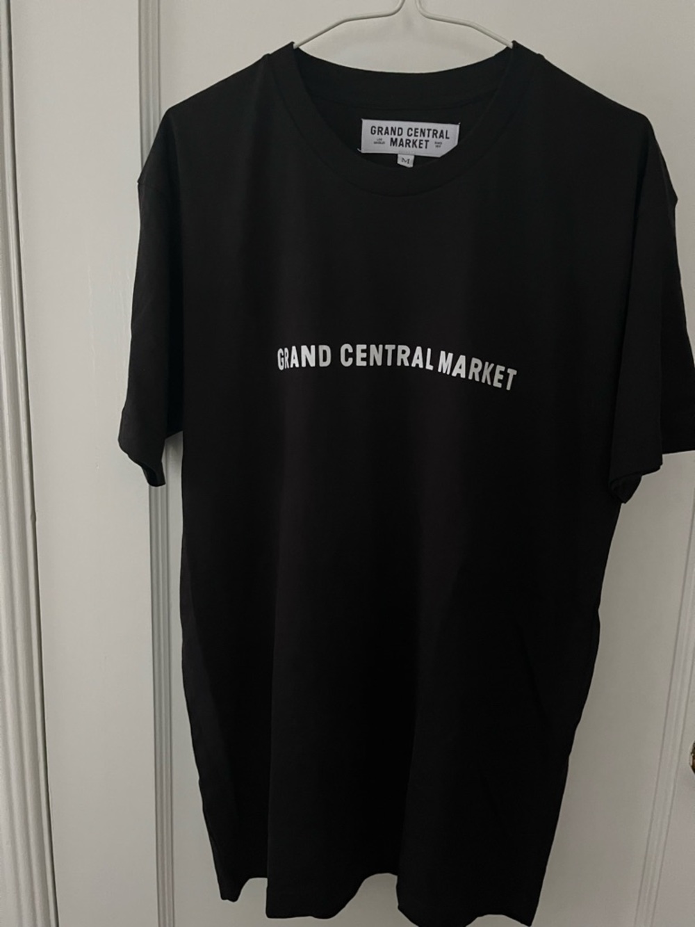 New Grand Central Market T-shirt Size M
